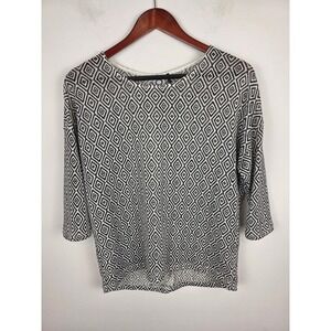 AKEMI + KIN‎ Women's Geometric Print Black White 3/4 Sleeve Top Size Small